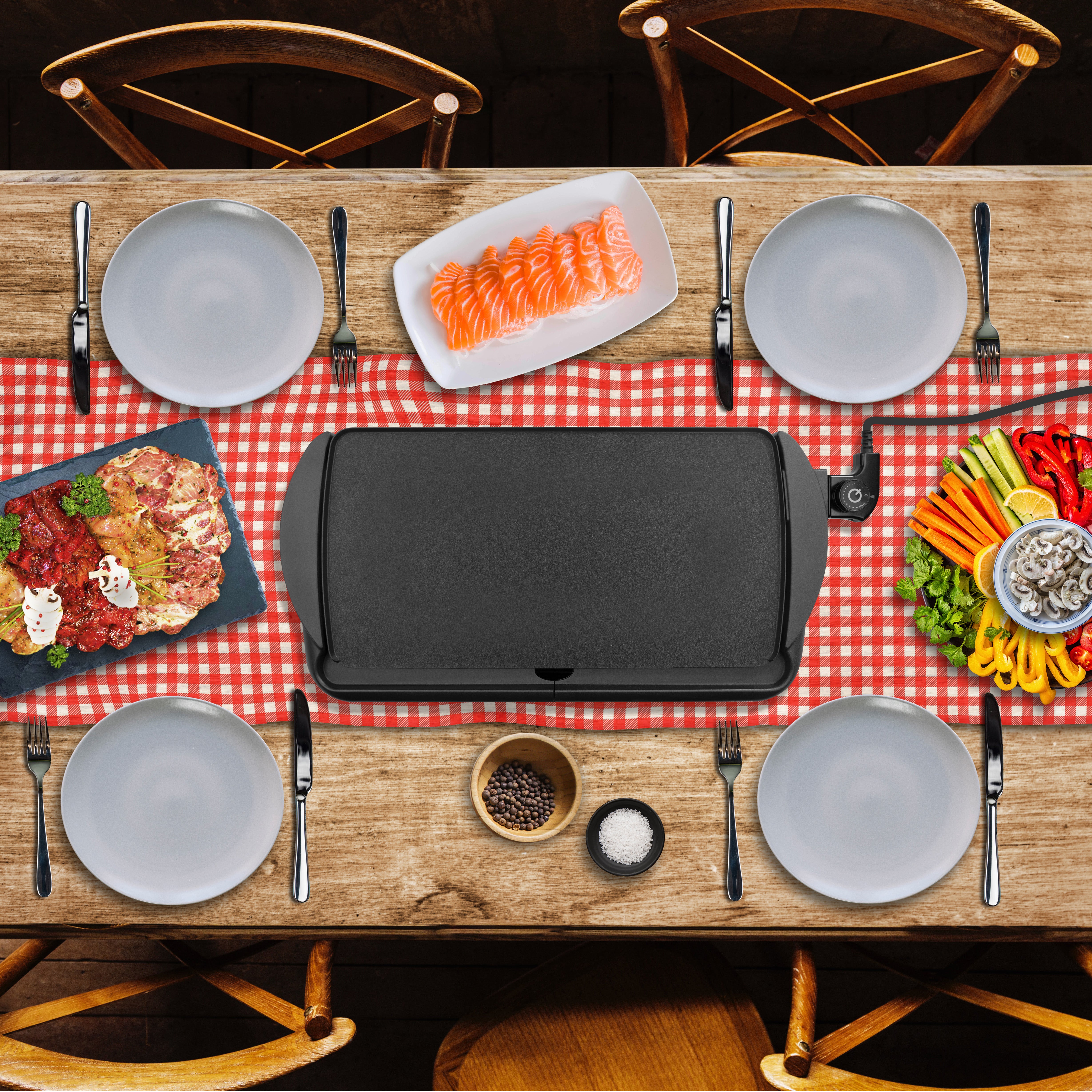Duronic GP20 Patelnia grillowa elektryczny grill teppanyaki przygotowywanie posiłku bezpośrednio na stole, łosoś, mięso, grillowane warzywa i owoce morza