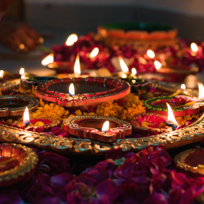 Diwali – Święto Świateł pełne radości, tradycji i smaków