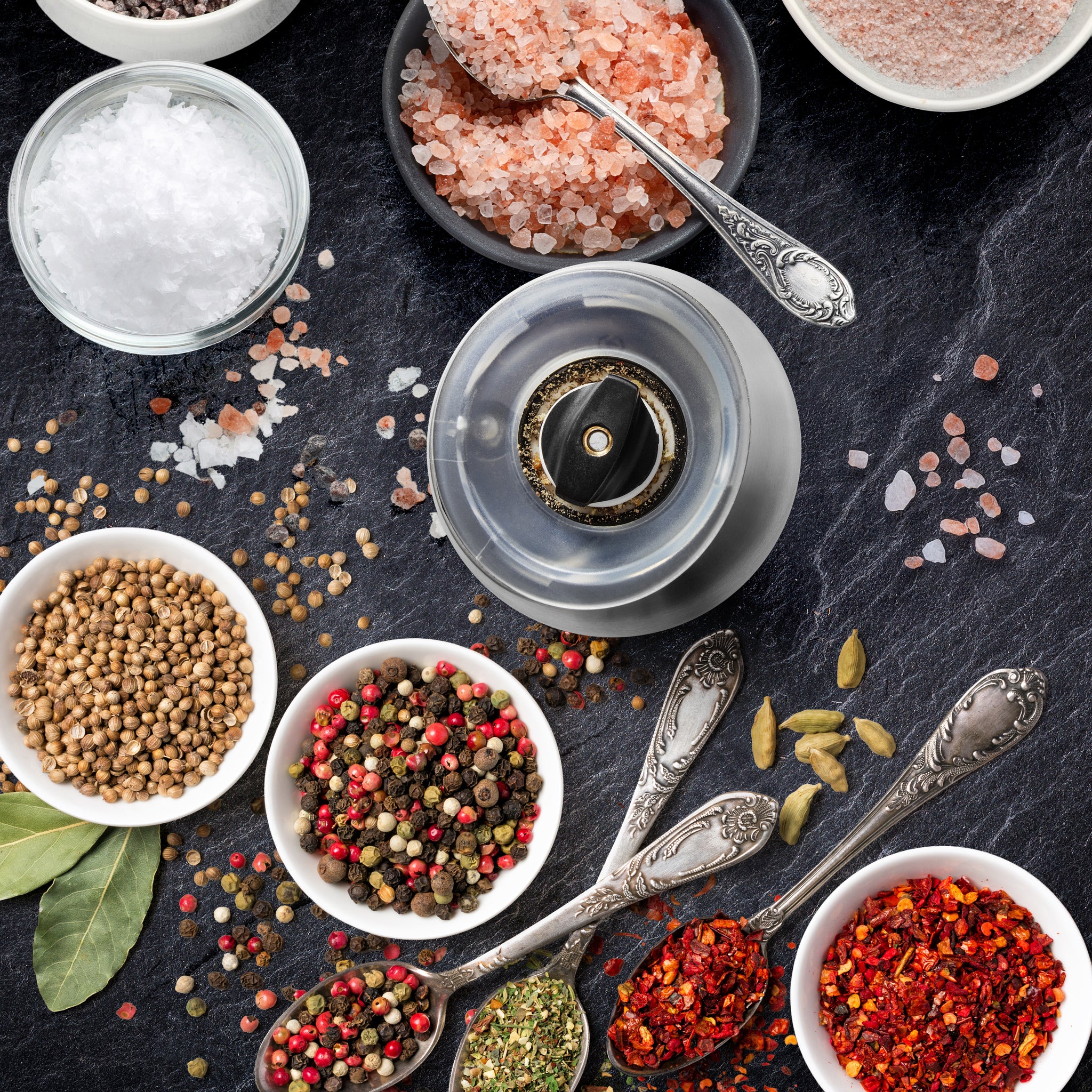 Duronic EMB1 Automatyczny elektryczny młynek do soli i pieprzu 150 ml grawitacyjny młynek do przypraw z LED z regulacją mielenia, zasilanie 4x AAA solniczka pieprzniczka